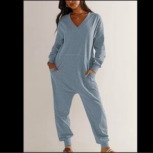 NWOT Relaxed Knit Jumpsuit - Heather Blue